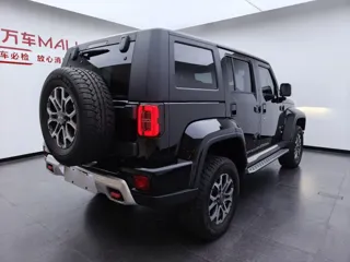 Beijing Off-Road BJ40 2024 купить из Китая, цена 3 200 000 ₽ — Suifenhe Auto