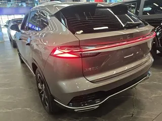 Roewe RX5 2025 купить из Китая, цена 2 563 000 ₽ — Suifenhe Auto