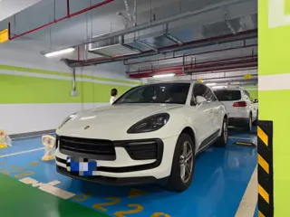Porsche Macan 2024 купить из Китая, цена 7 680 000 ₽ — Suifenhe Auto