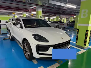 Porsche Macan 2024 купить из Китая, цена 7 680 000 ₽ — Suifenhe Auto