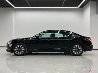 Audi A6L 2024 купить из Китая, цена 5 784 000 ₽ — Suifenhe Auto