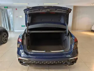 Audi A6L 2026 купить из Китая, цена 8 403 000 ₽ — Suifenhe Auto
