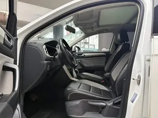 Volkswagen T-ROC 2024 купить из Китая, цена 1 740 000 ₽ — Suifenhe Auto