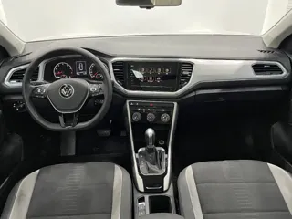 Volkswagen T-ROC 2022 купить из Китая, цена 1 727 000 ₽ — Suifenhe Auto