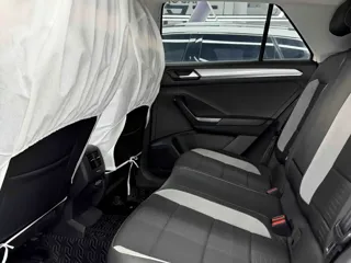 Volkswagen T-ROC 2023 купить из Китая, цена 1 474 000 ₽ — Suifenhe Auto