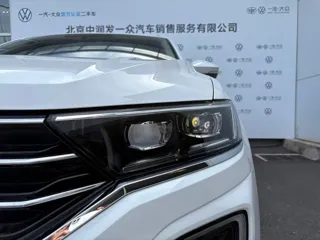 Volkswagen T-ROC 2021 купить из Китая, цена 1 598 000 ₽ — Suifenhe Auto