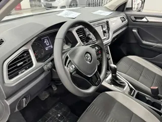 Volkswagen T-ROC 2020 купить из Китая, цена 1 507 000 ₽ — Suifenhe Auto