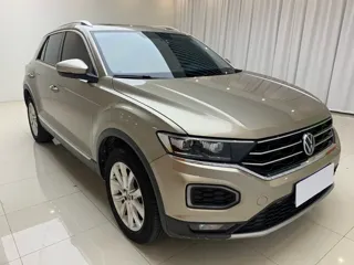 Volkswagen T-ROC 2023 купить из Китая, цена 1 936 000 ₽ — Suifenhe Auto