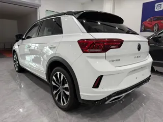 Volkswagen T-ROC 2022 купить из Китая, цена 2 118 000 ₽ — Suifenhe Auto