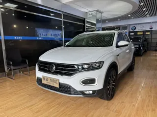 Volkswagen T-ROC 2022 купить из Китая, цена 1 779 000 ₽ — Suifenhe Auto