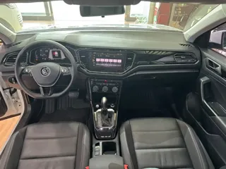 Volkswagen T-ROC 2022 купить из Китая, цена 1 779 000 ₽ — Suifenhe Auto