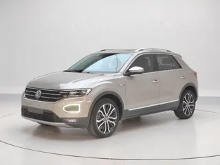 Volkswagen T-ROC 2022 купить из Китая, цена 1 727 000 ₽ — Suifenhe Auto