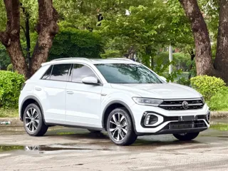 Volkswagen T-ROC 2025 купить из Китая, цена 2 892 000 ₽ — Suifenhe Auto