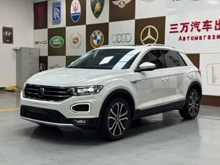 Volkswagen T-ROC 2023 купить из Китая, цена 1 962 000 ₽ — Suifenhe Auto