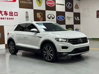 Volkswagen T-ROC 2023 купить из Китая, цена 1 962 000 ₽ — Suifenhe Auto
