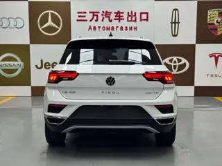 Volkswagen T-ROC 2023 купить из Китая, цена 1 962 000 ₽ — Suifenhe Auto