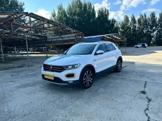 Volkswagen T-ROC 2022 купить из Китая, цена 1 792 000 ₽ — Suifenhe Auto