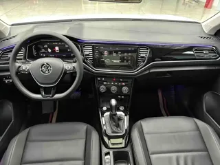 Volkswagen T-ROC 2023 купить из Китая, цена 2 134 000 ₽ — Suifenhe Auto