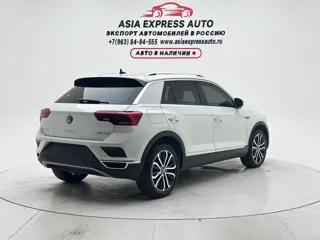 Volkswagen T-ROC 2022 купить из Китая, цена 1 860 000 ₽ — Suifenhe Auto
