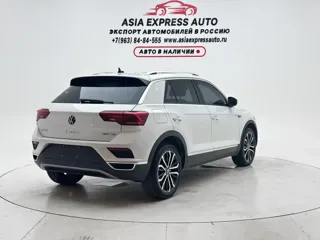 Volkswagen T-ROC 2022 купить из Китая, цена 1 847 000 ₽ — Suifenhe Auto