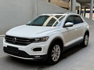 Volkswagen T-ROC 2022 купить из Китая, цена 1 766 000 ₽ — Suifenhe Auto