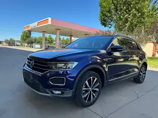 Volkswagen T-ROC 2019 купить из Китая, цена 1 468 000 ₽ — Suifenhe Auto