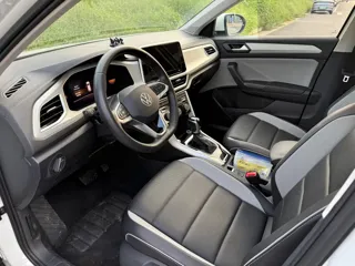 Volkswagen T-ROC 2024 купить из Китая, цена 1 738 000 ₽ — Suifenhe Auto