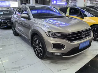 Volkswagen T-ROC 2022 купить из Китая, цена 1 500 000 ₽ — Suifenhe Auto