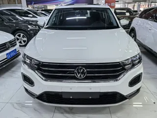 Volkswagen T-ROC 2021 купить из Китая, цена 1 893 000 ₽ — Suifenhe Auto