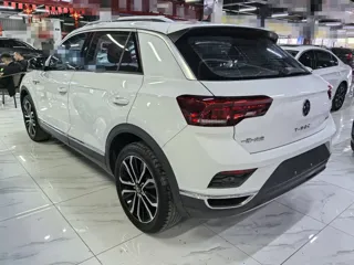 Volkswagen T-ROC 2021 купить из Китая, цена 1 893 000 ₽ — Suifenhe Auto
