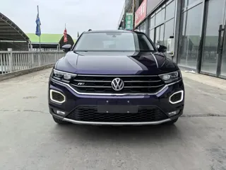 Volkswagen T-ROC 2020 купить из Китая, цена 1 575 000 ₽ — Suifenhe Auto
