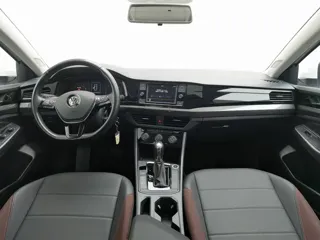 Volkswagen Bora 2020 купить из Китая, цена 1 384 000 ₽ — Suifenhe Auto