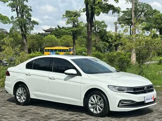 Volkswagen Bora 2022 купить из Китая, цена 1 380 000 ₽ — Suifenhe Auto