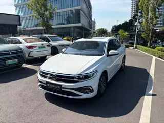 Volkswagen Bora 2024 купить из Китая, цена 1 546 000 ₽ — Suifenhe Auto