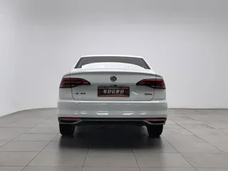 Volkswagen Bora 2020 купить из Китая, цена 1 318 000 ₽ — Suifenhe Auto
