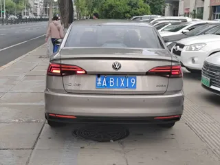 Volkswagen Bora 2020 купить из Китая, цена 1 306 000 ₽ — Suifenhe Auto