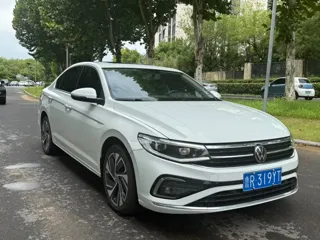 Volkswagen Bora 2022 купить из Китая, цена 1 165 000 ₽ — Suifenhe Auto