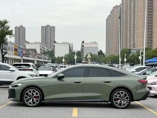 Audi A5L Sportback 2025 купить из Китая, цена 5 669 000 ₽ — Suifenhe Auto