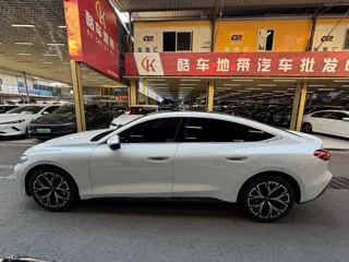 Audi A5L Sportback 2026 купить из Китая, цена 6 055 000 ₽ — Suifenhe Auto