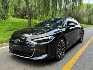 Audi A5L Sportback 2025 купить из Китая, цена 5 156 000 ₽ — Suifenhe Auto