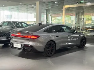 Audi A5L Sportback 2025 купить из Китая, цена 6 915 000 ₽ — Suifenhe Auto