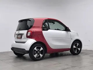 smart fortwo 2018 купить из Китая, цена 1 201 000 ₽ — Suifenhe Auto