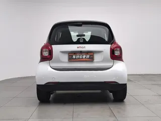 smart fortwo 2018 купить из Китая, цена 1 201 000 ₽ — Suifenhe Auto