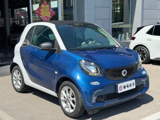 smart fortwo 2019 купить из Китая, цена 1 275 000 ₽ — Suifenhe Auto