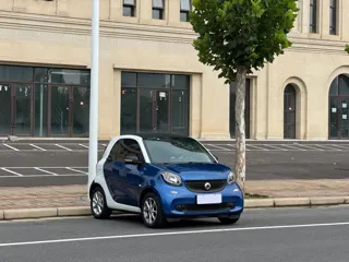 smart fortwo 2019 купить из Китая, цена 1 379 000 ₽ — Suifenhe Auto