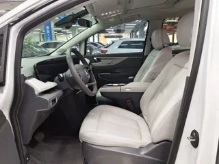 Buick GL8 2025 купить из Китая, цена 6 971 000 ₽ — Suifenhe Auto