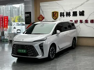 Buick GL8 2025