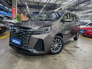 Buick GL8 2024 купить из Китая, цена 4 435 000 ₽ — Suifenhe Auto