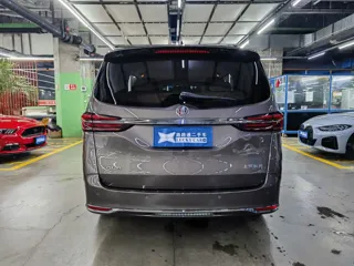 Buick GL8 2024 купить из Китая, цена 4 435 000 ₽ — Suifenhe Auto