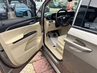 Buick GL8 2025 купить из Китая, цена 5 420 000 ₽ — Suifenhe Auto